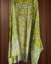 Cotton Batik Elegance: Kurta with Laser-Cut Daman & Printed Dupatta